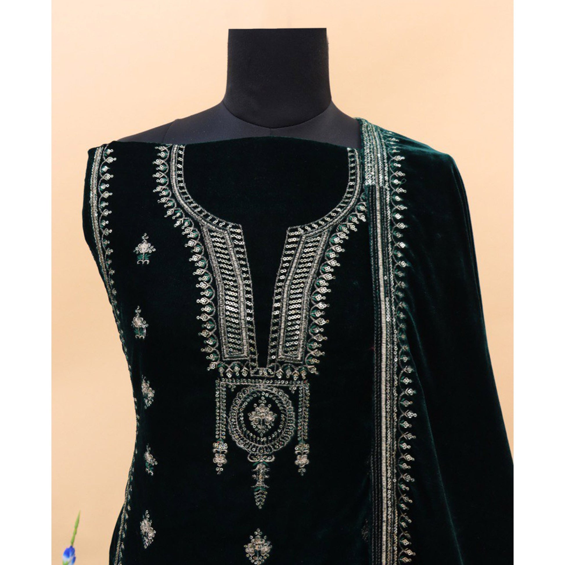 green-embroidered-velvet-pakistani-suit