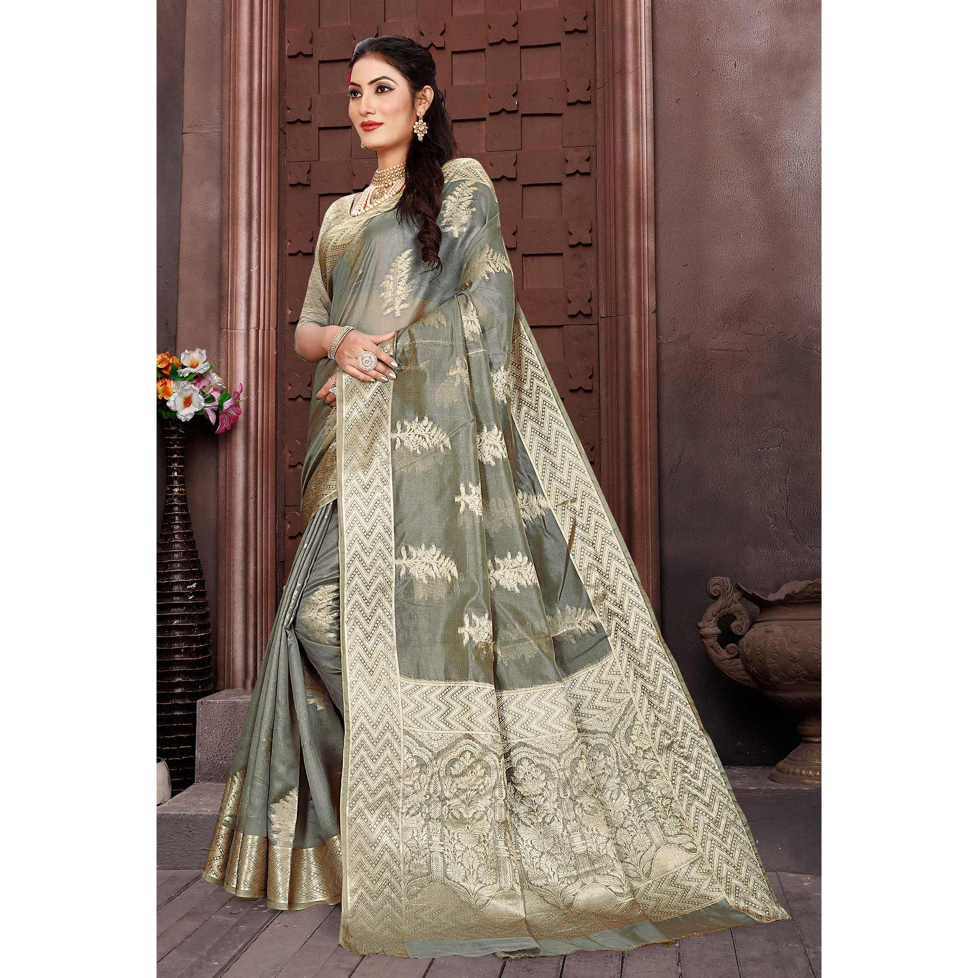 grey-floral-woven-organza-saree-2