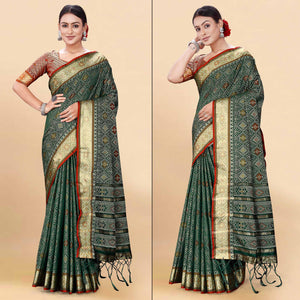green-woven-patola-art-silk-saree-with-tassels-4