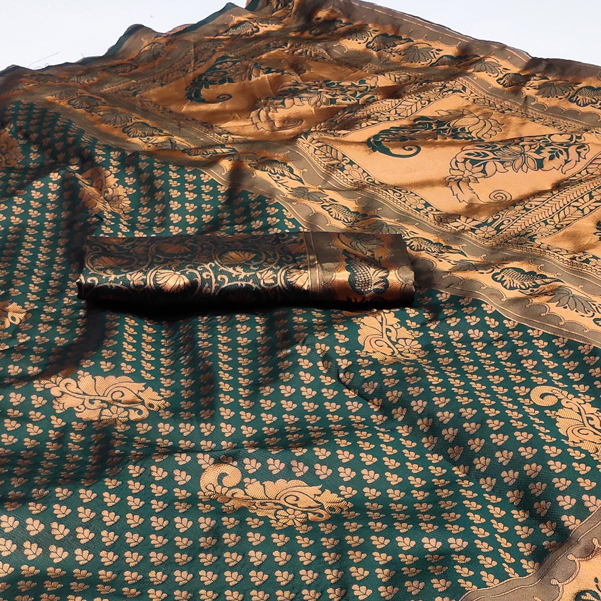 a-green-woven-banarasi-silk-saree
