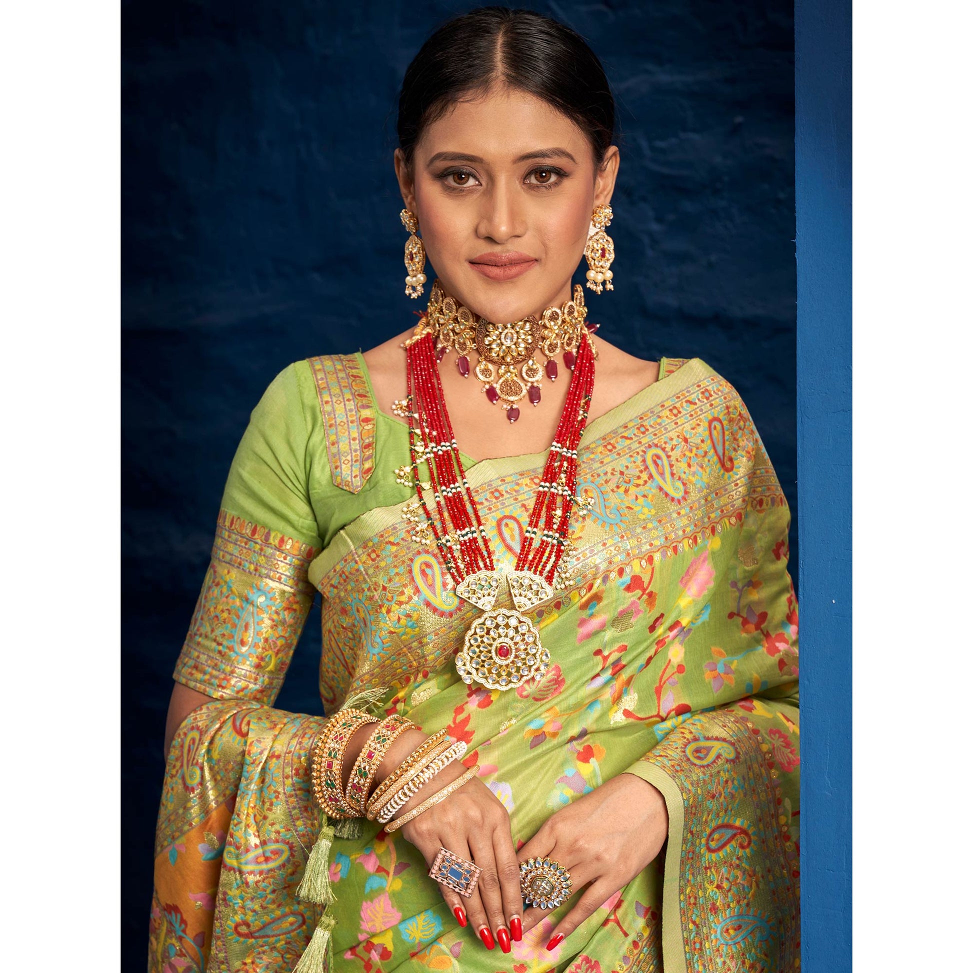 green-woven-art-silk-saree-with-tassels-10