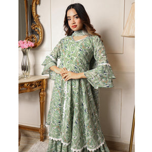 green-printed-georgette-sharara-suit-with-crosia-border