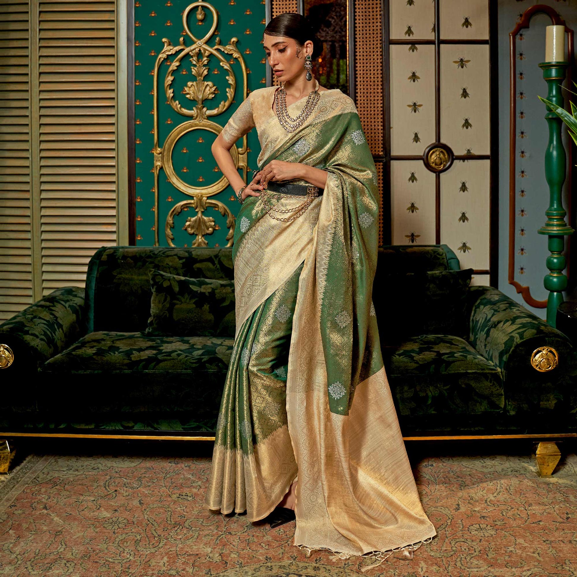 green-woven-art-silk-saree-with-tassels-3