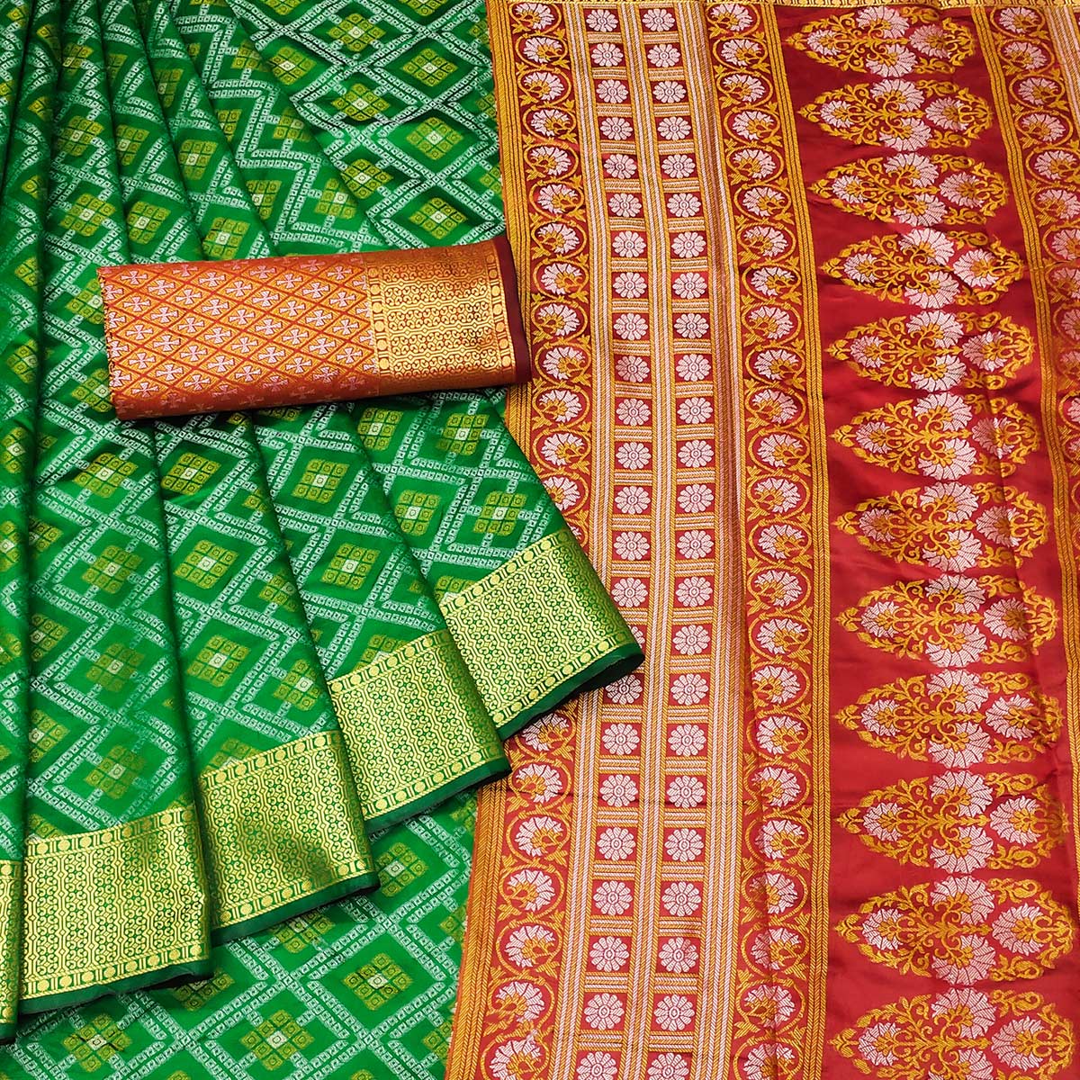 2green-bandhani-woven-banarasi-silk-saree