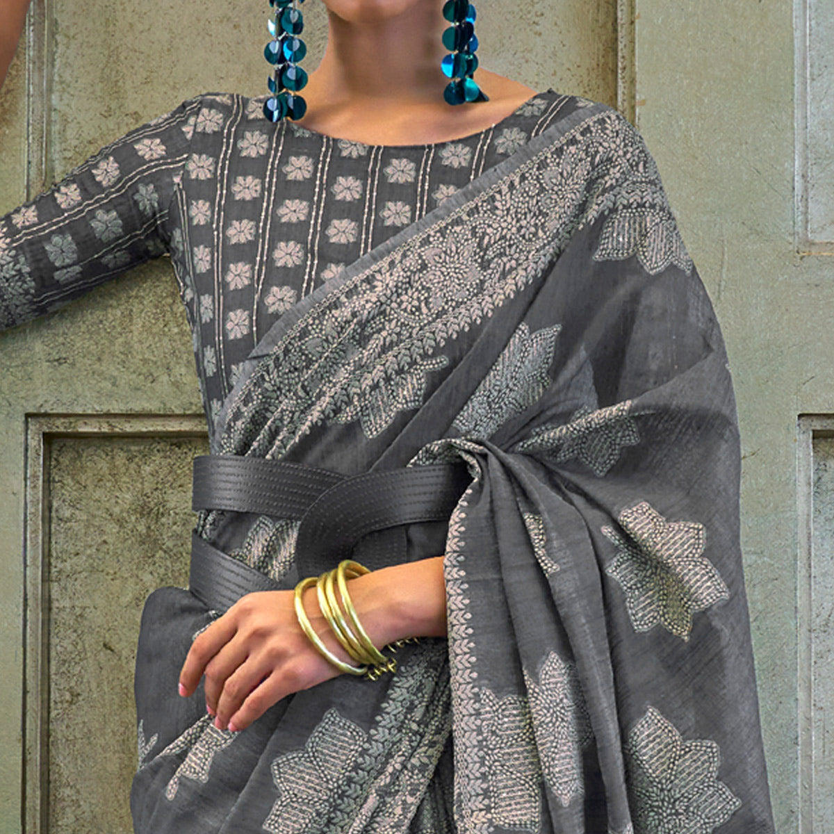 grey-lucknowi-sequins-embroidered-art-silk-saree