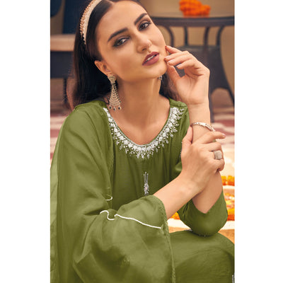 green-embellished-viscose-salwar-suit