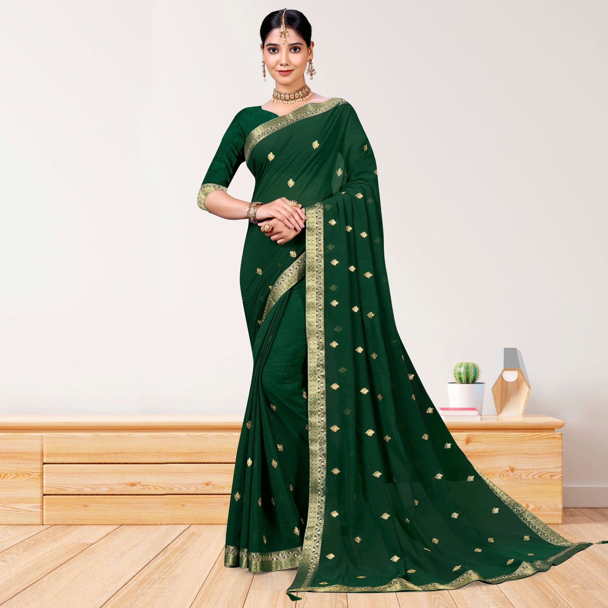 green-embroidered-chiffon-saree-3