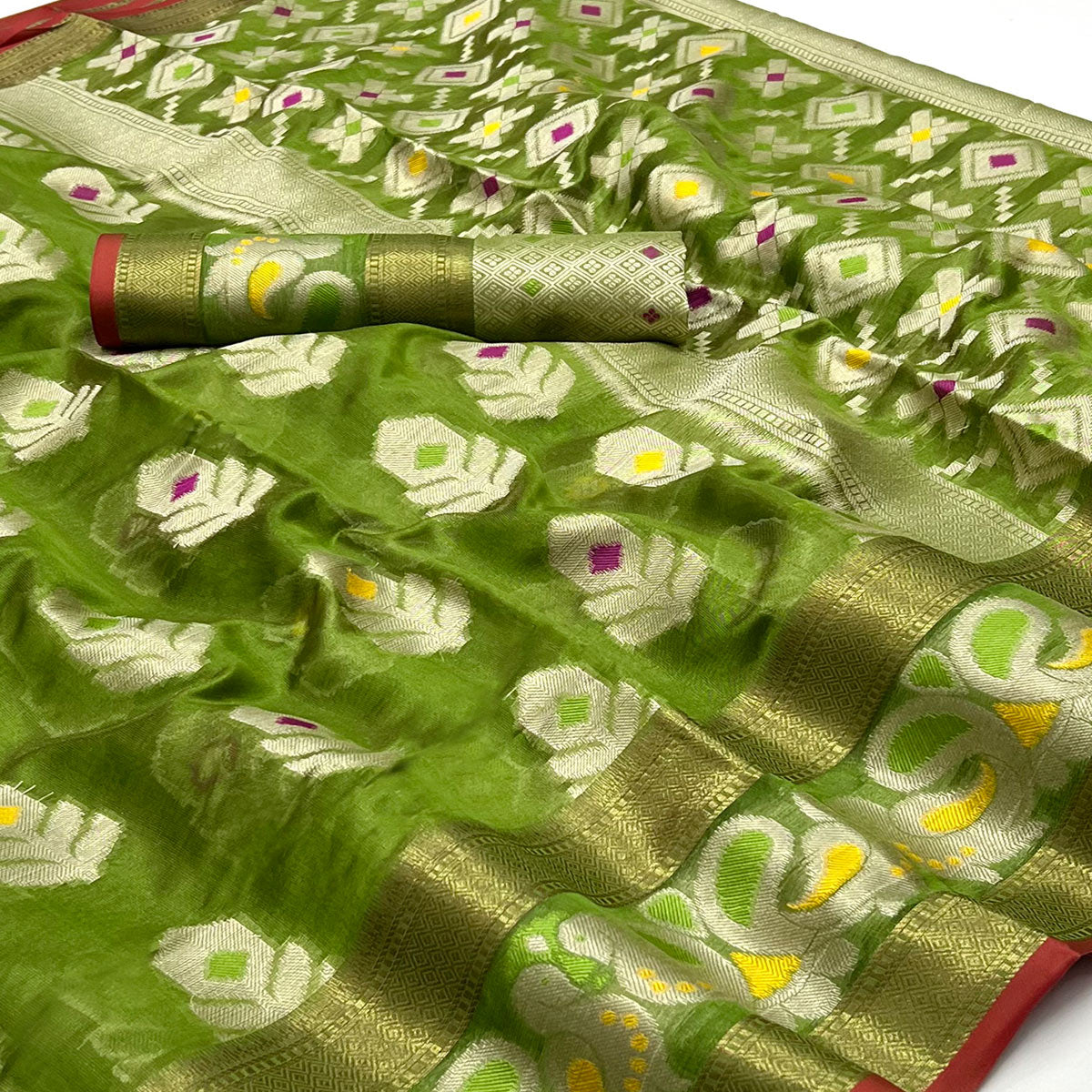 green-woven-jacquard-saree