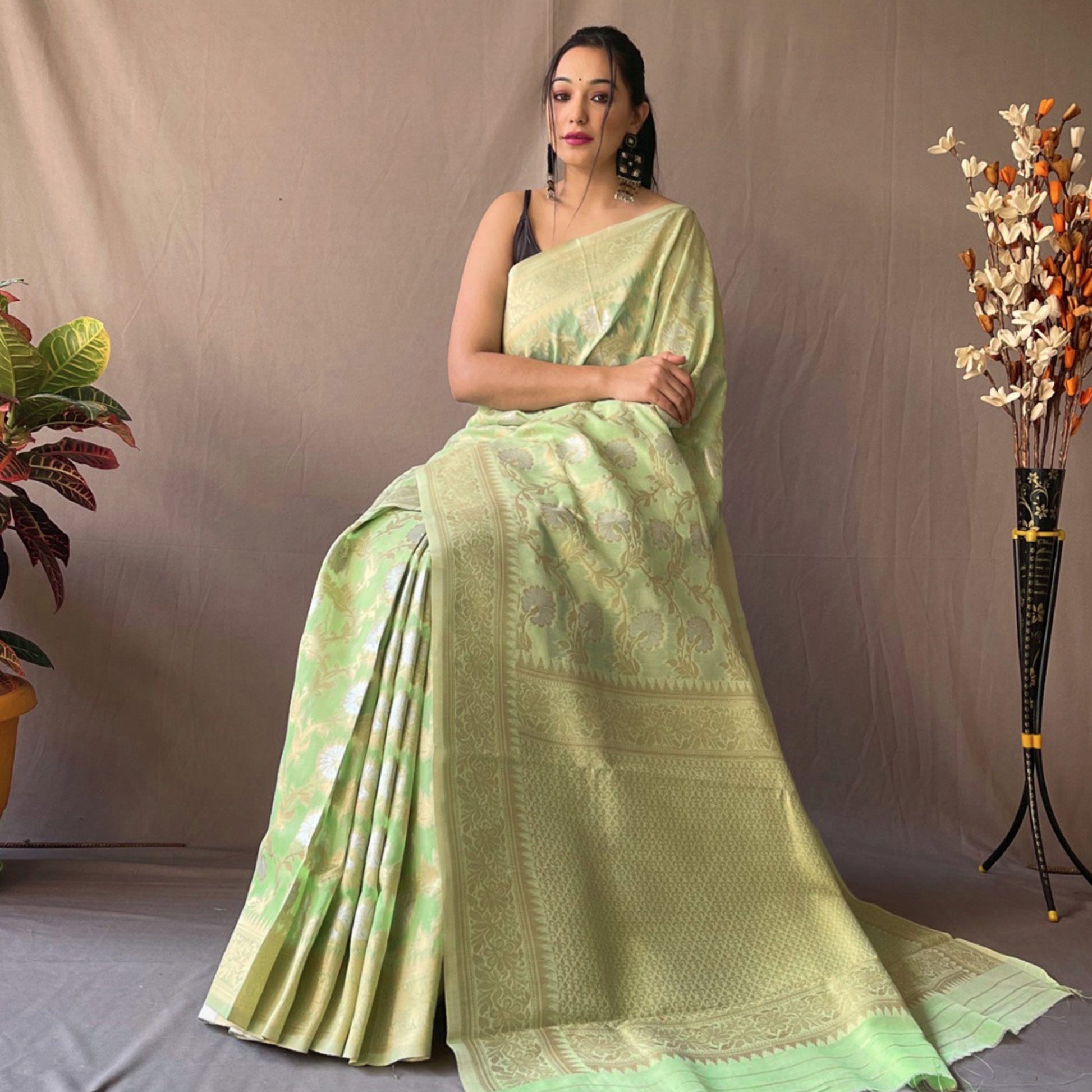 green-floral-woven-linen-saree