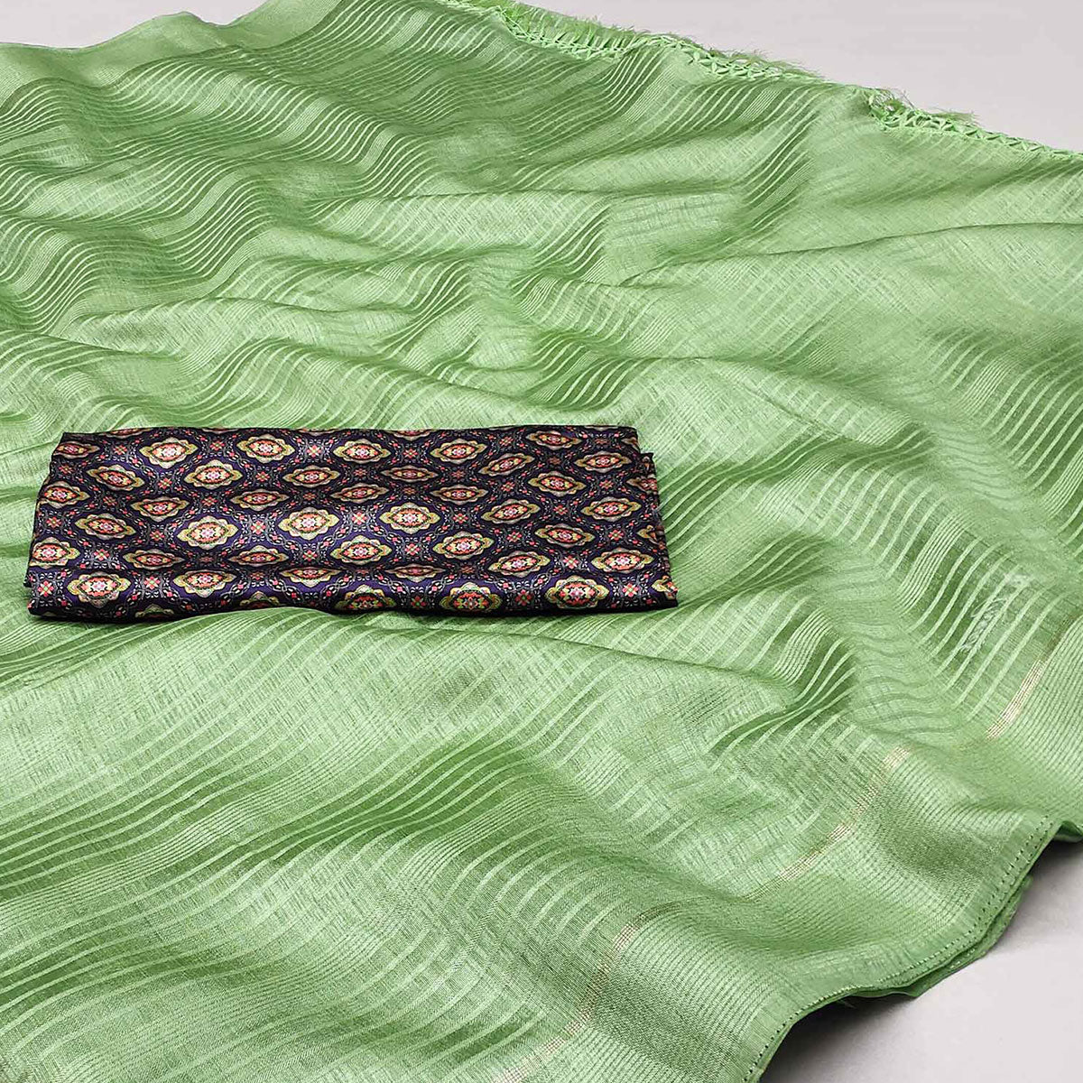 green-striped-pattern-manipuri-silk-saree