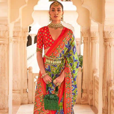 e-olive-green-blue-printed-tussar-silk-saree-with-tassels