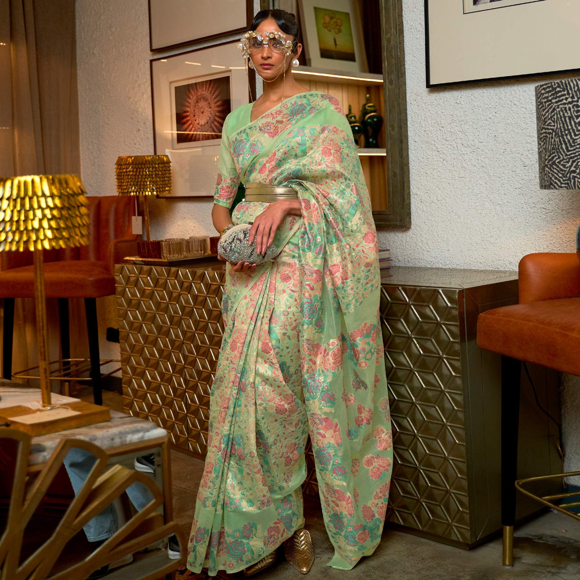 green-floral-woven-art-silk-saree-6