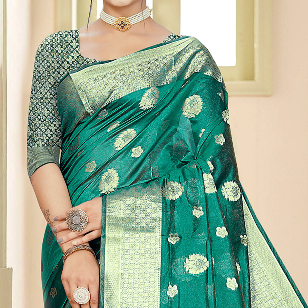 19green-floral-woven-organza-saree