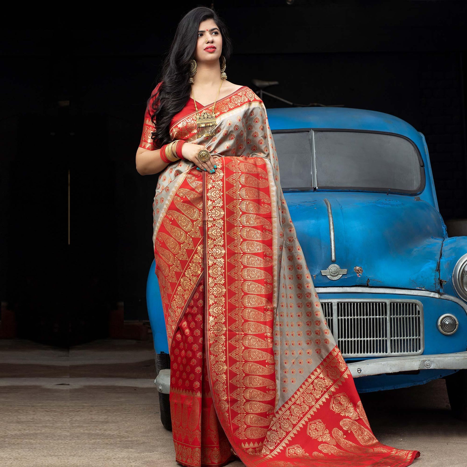 Flamboyant Grey - Red Colored Festive Wear Woven Banarasi Silk Saree