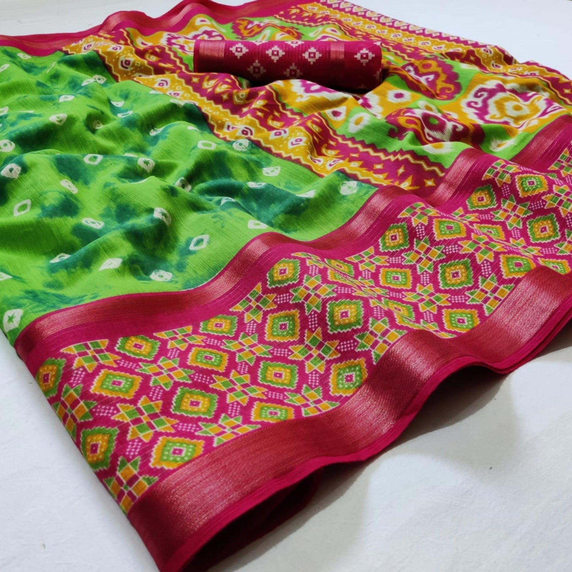 Flattering Green Colored Casual Wear Printed Cotton Saree
