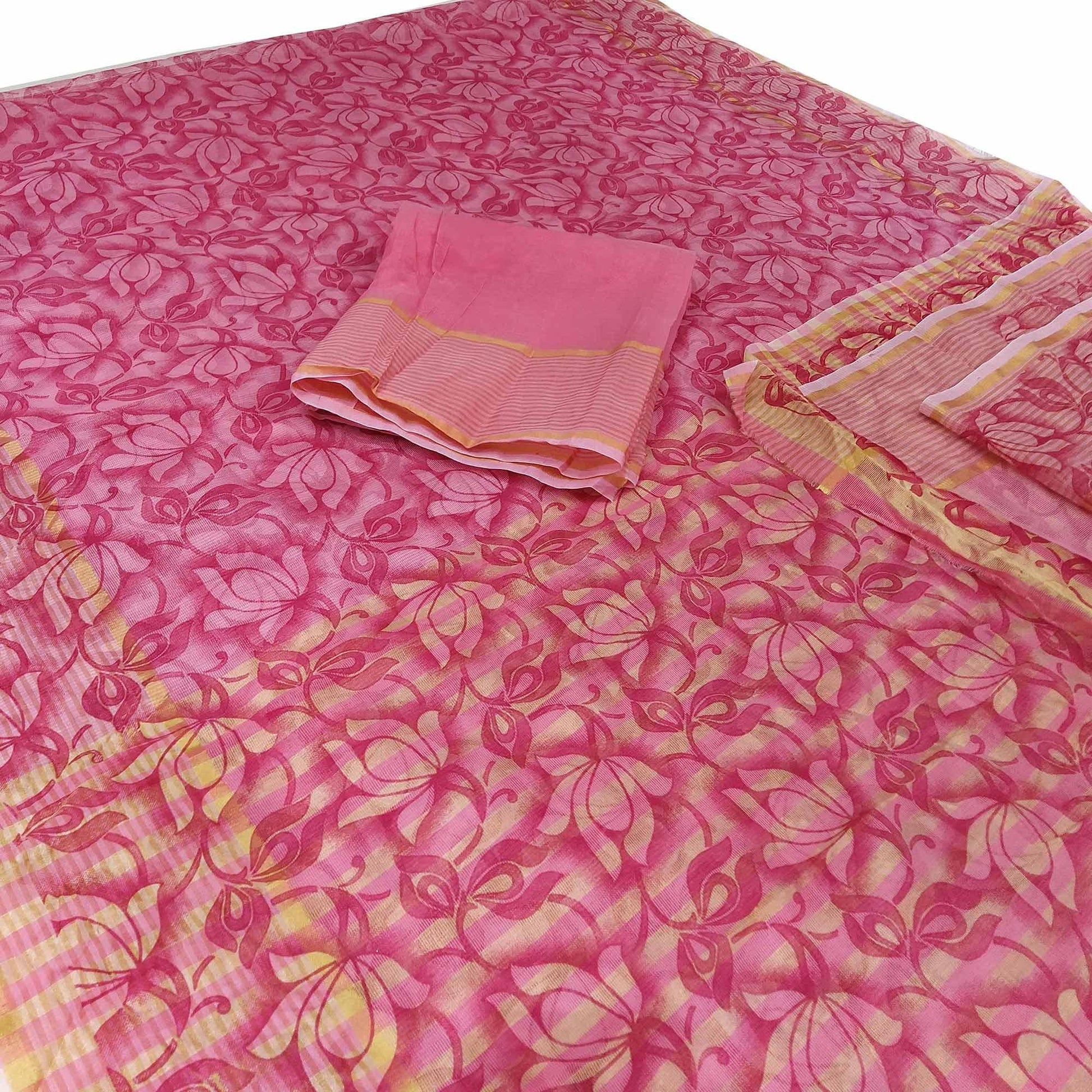 Flattering Pink Colored Casual Wear Floral Printed Net Saree
