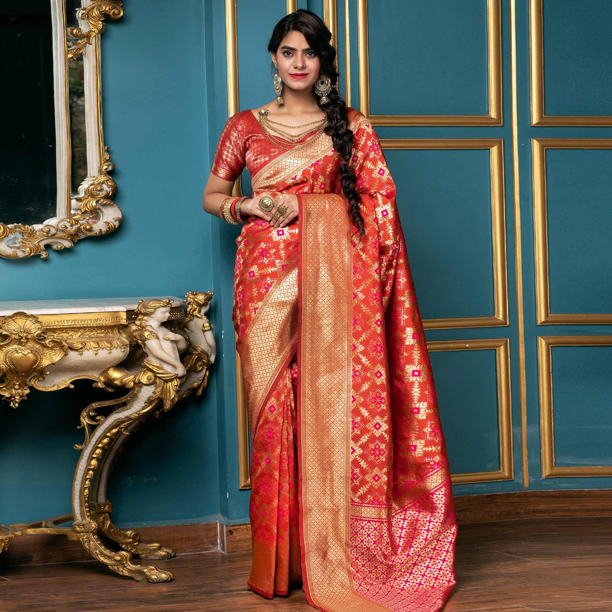 Flattering Red Colored Festive Wear Woven Banarasi Silk Saree