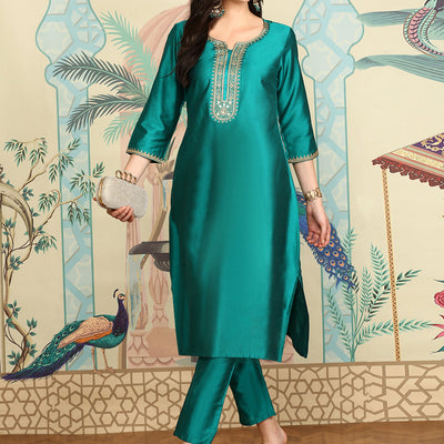 Regular Three-Quarter Sleeves Thread Work Kurta with Trousers
