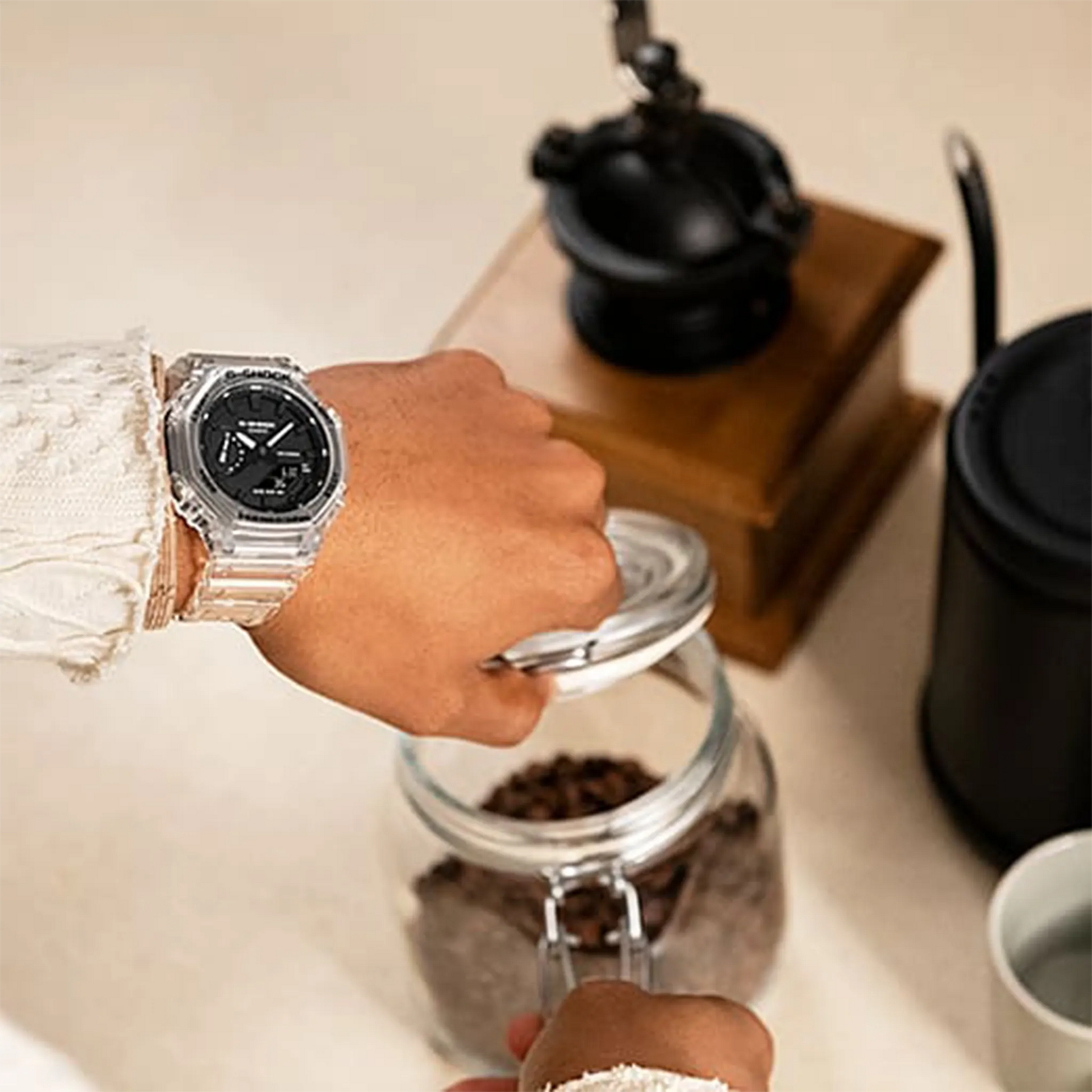 G-Shock Casio GA-2100SKE-7AER Clear Black