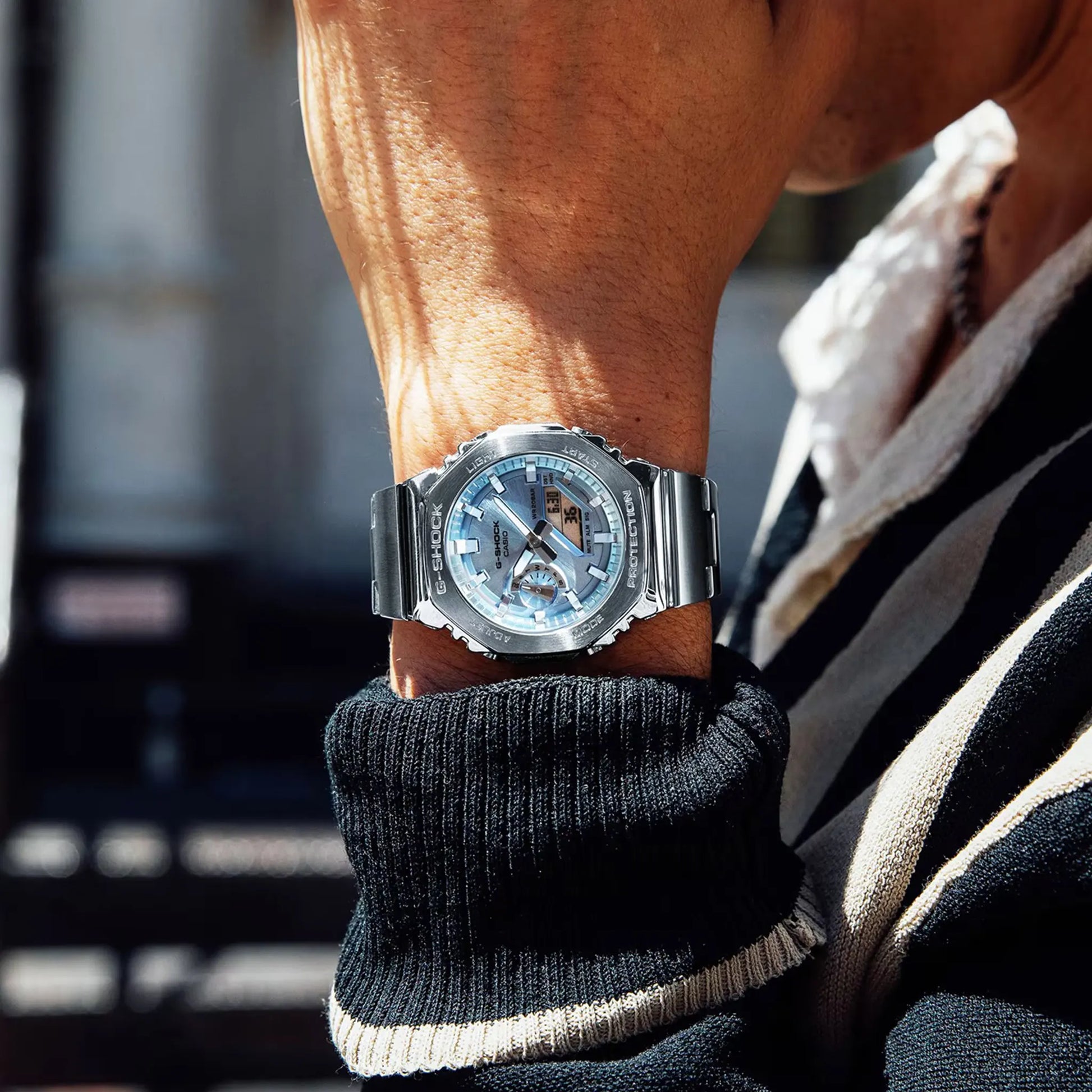 G-Shock Casio GM-2110-2AER Blue Silver