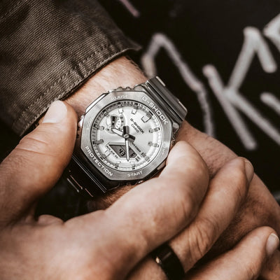 G-Shock Casio GM-2110D-7AER Silver