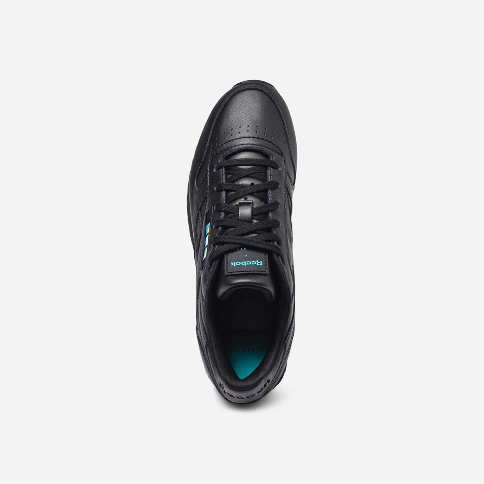 Reebok | CLASSIC LEATHER DOUBLE X GIGI HADID