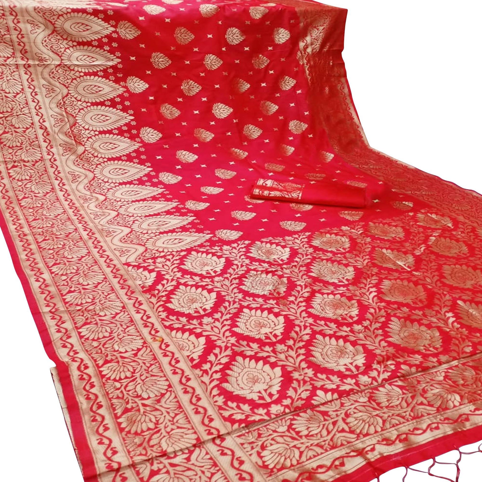 Gleaming Red Colored Festive Wear Woven Banarasi Silk Saree