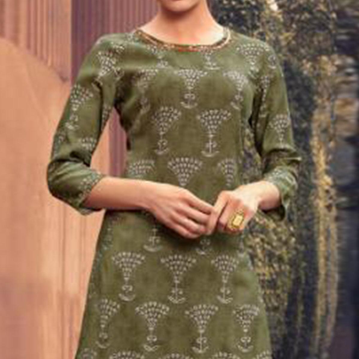 Glorious Green Colored Casual Wear Printed Muslin Kurti