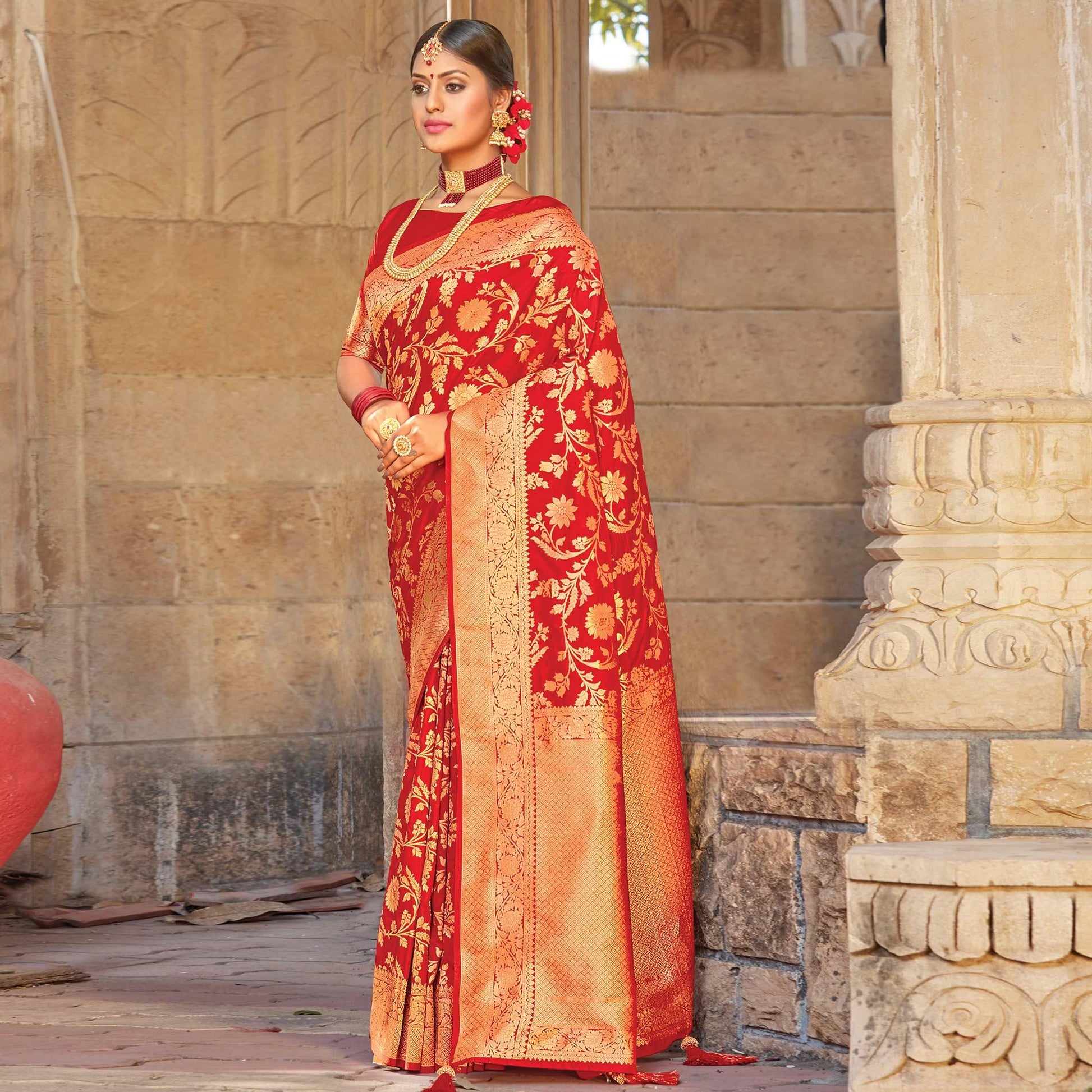 glowing-red-colored-festive-wear-woven-pure-silk-saree-103773