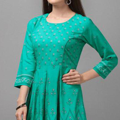 glowing-turquoise-coloured-casual-wear-printed-rayon-malai-kurti-89561