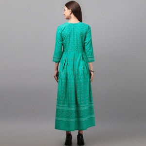 glowing-turquoise-coloured-casual-wear-printed-rayon-malai-kurti-89561