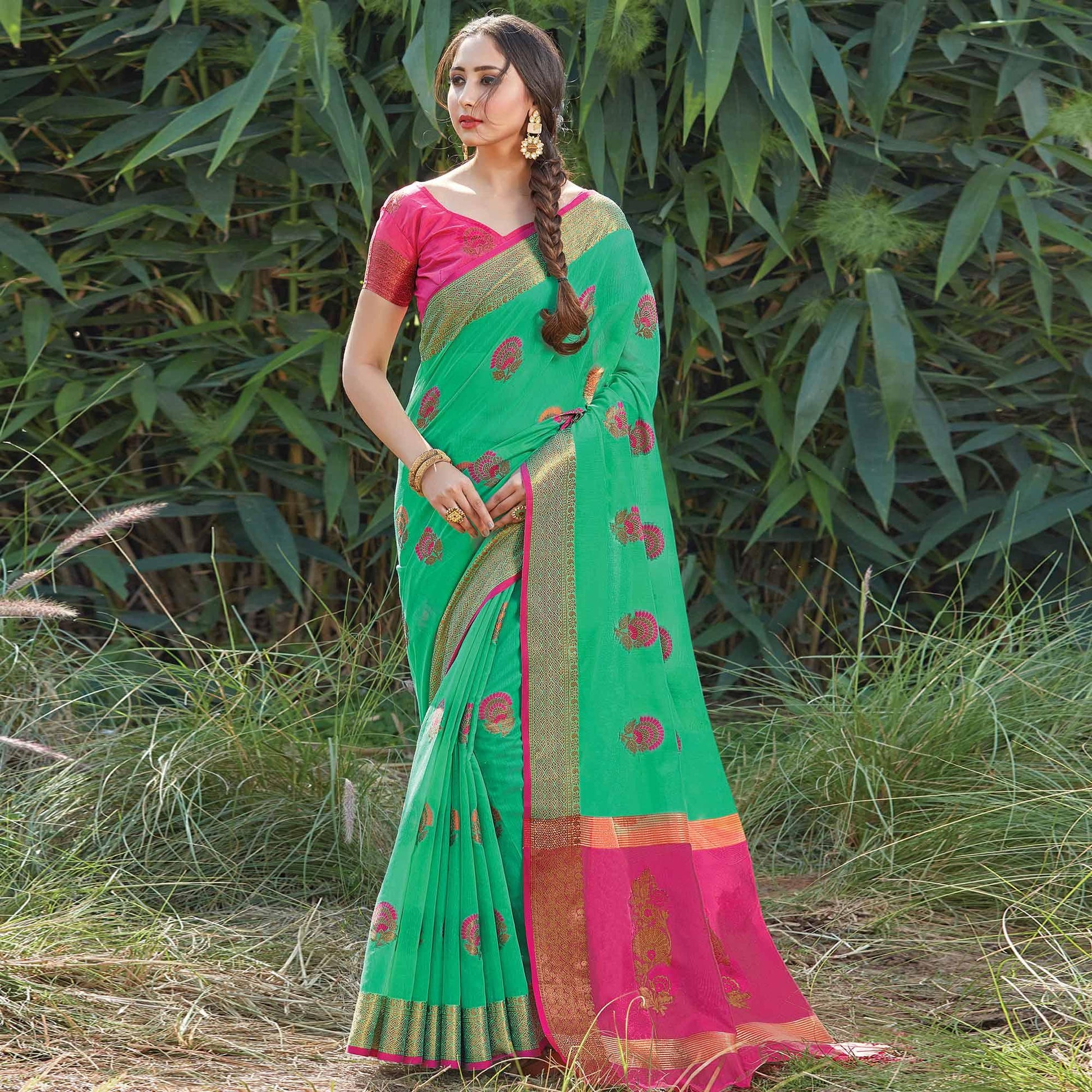 glowing-turquoise-green-colored-festive-wear-woven-cotton-handloom-saree-84011