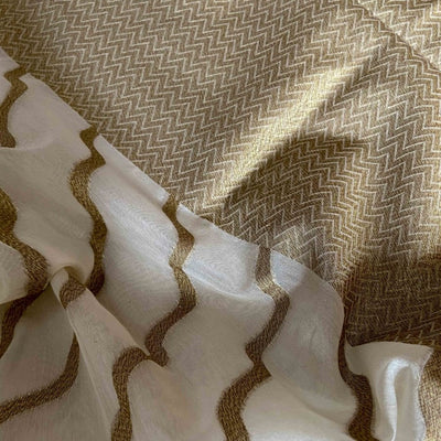 Golden waves