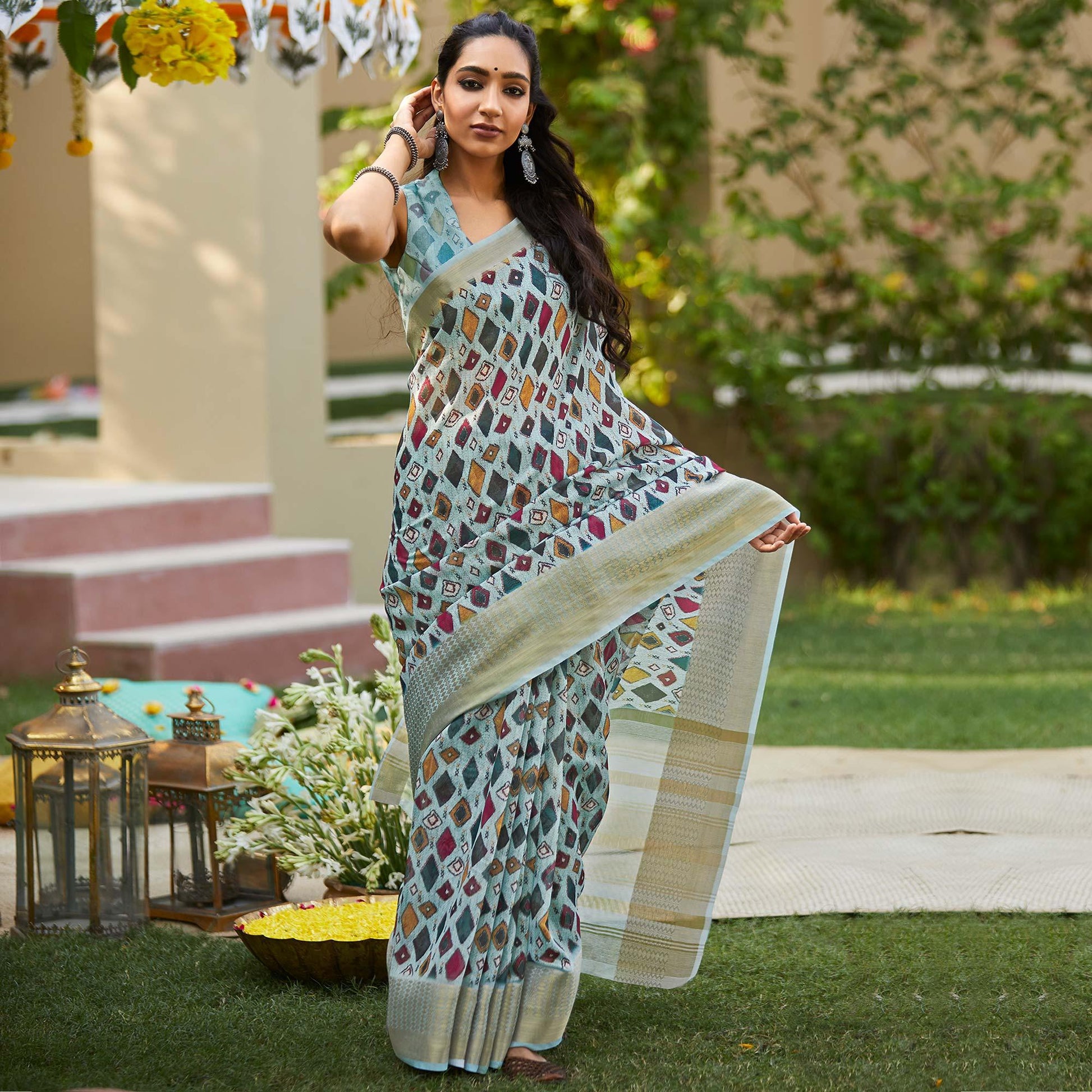 graceful-blue-colored-party-wear-digital-printed-linen-saree-77239