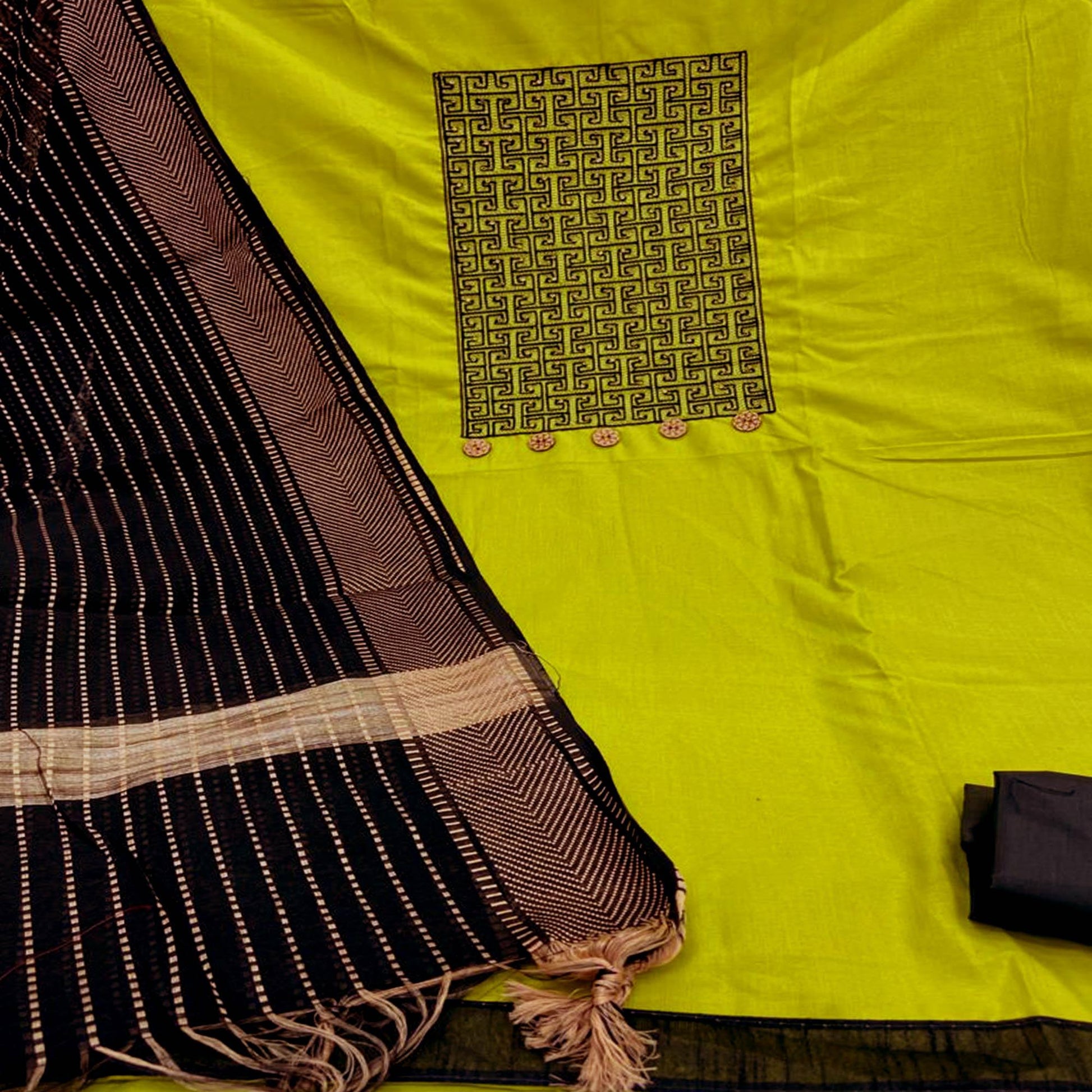 graceful-mehandi-coloured-casual-wear-embroidered-cotton-dress-material-97355