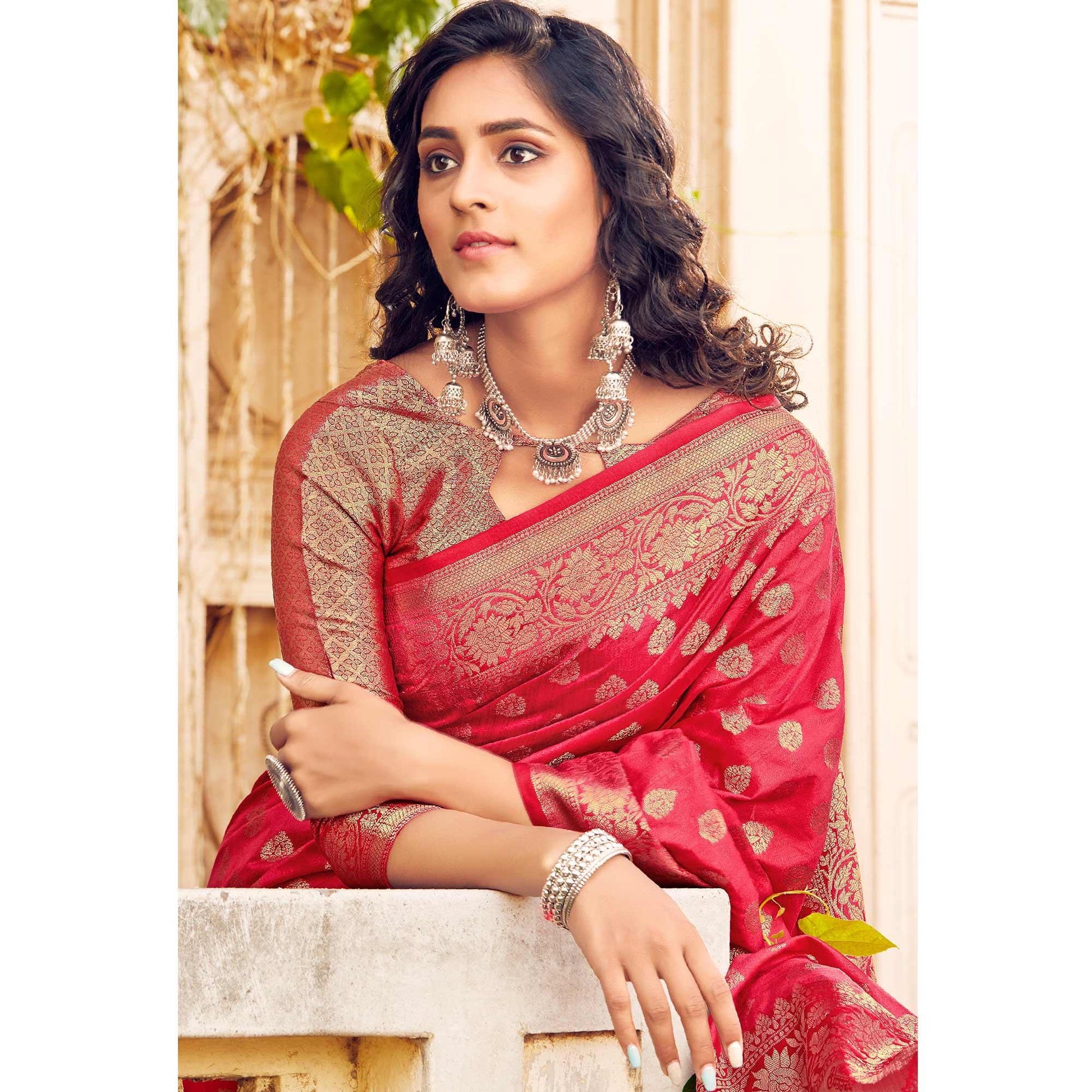 graceful-pink-coloured-designer-partywear-weaving-silk-saree-96022