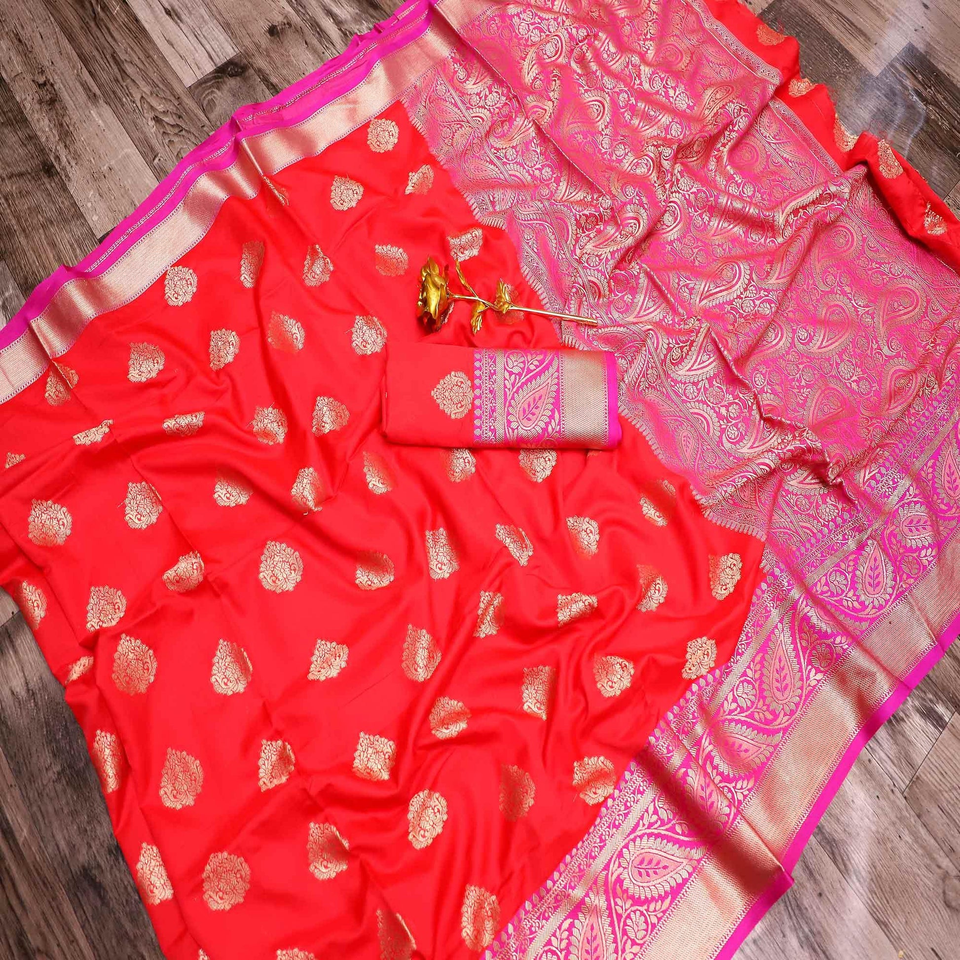 graceful-red-colored-festive-wear-woven-banarasi-silk-saree-92471