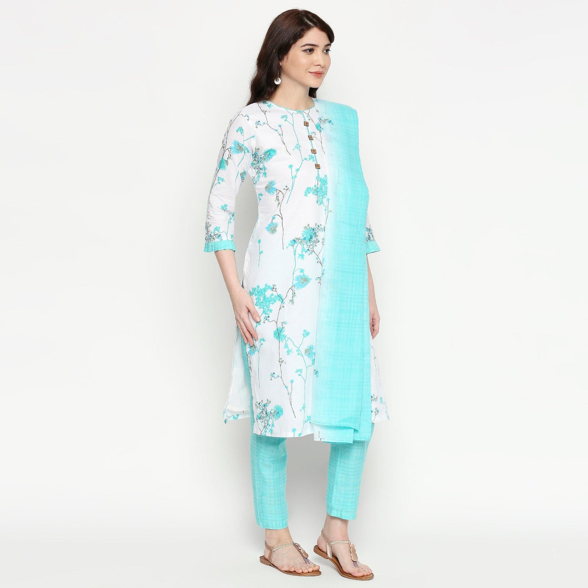 graceful-white-blue-colored-casual-wear-floral-printed-cotton-kurti-pant-set-with-dupatta-59277