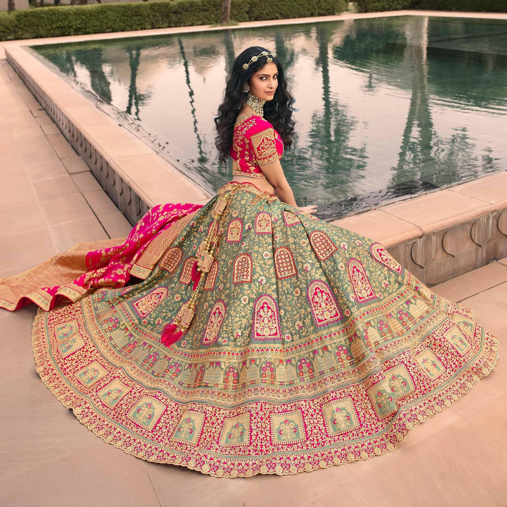 green-pink-wedding-wear-floral-embroidered-with-woven-banarasi-silk-lehenga-choli-123518