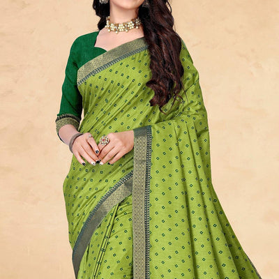 green-bandhani-printed-vichitra-silk-saree