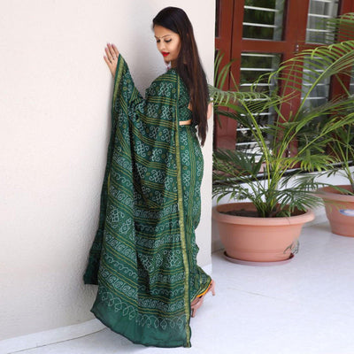 green-bandhani-printed-with-woven-border-tapetta-silk-saree-1