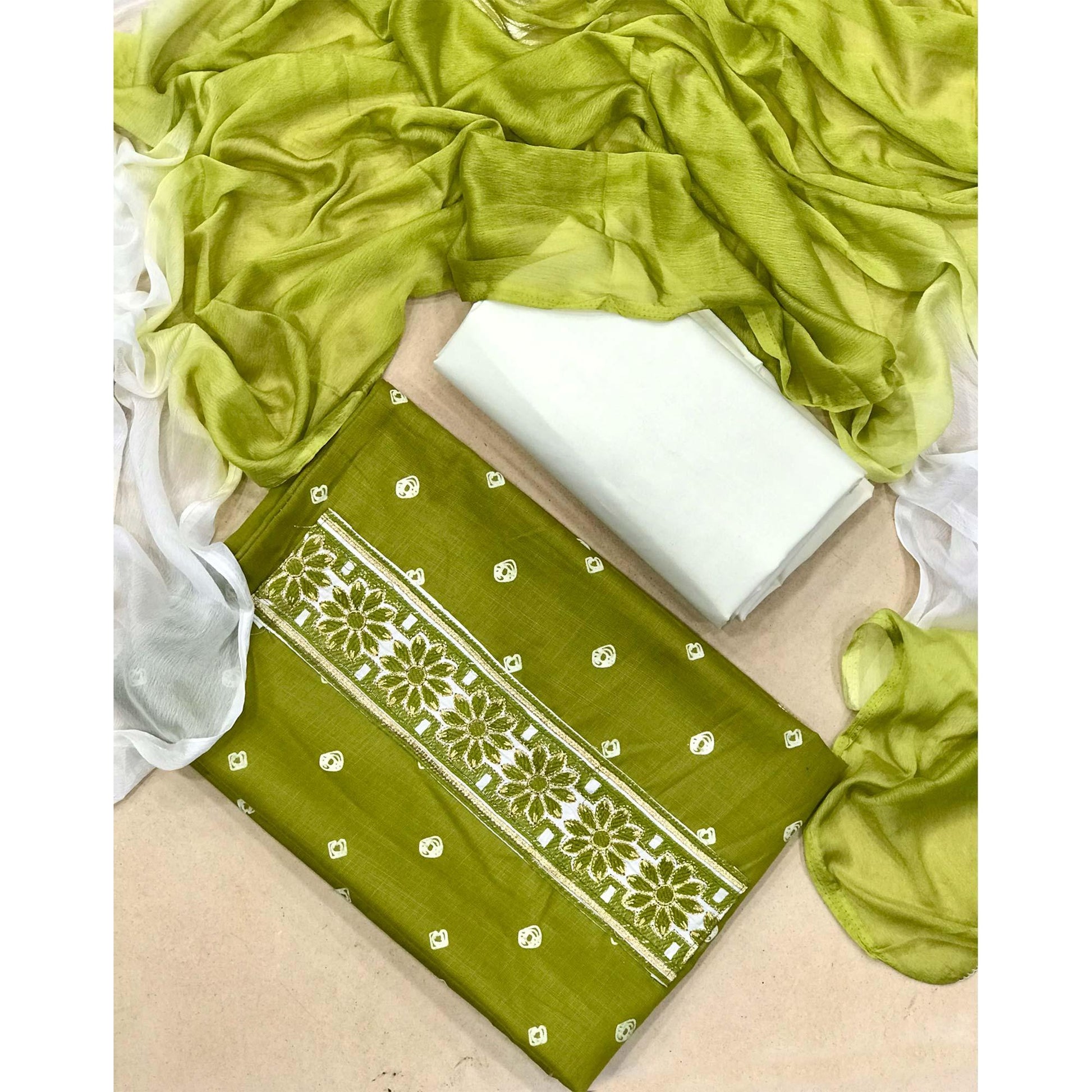green-casual-wear-bandhani-printed-cotton-dress-material-139278