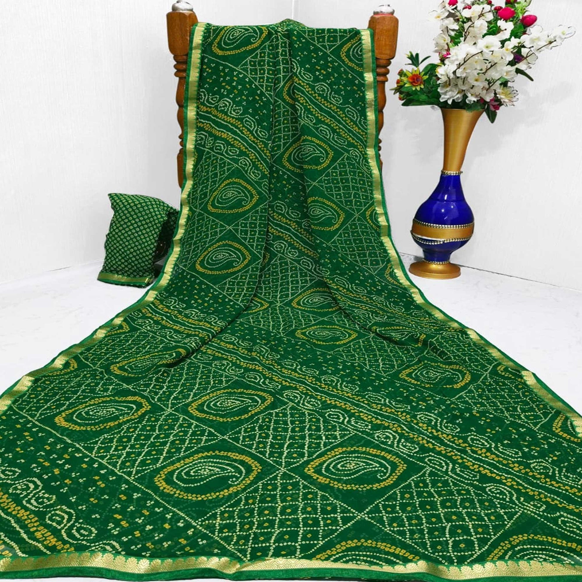 green-casual-wear-bandhani-printed-georgette-saree-with-designer-border-105724