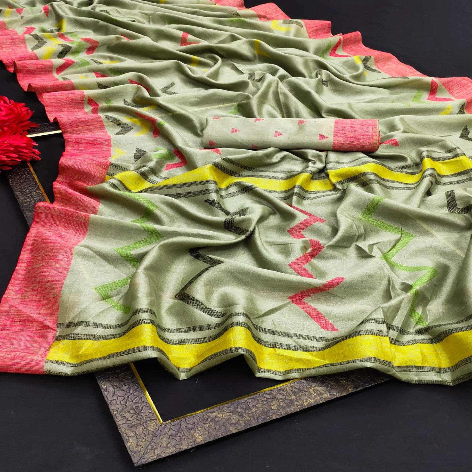 green-casual-wear-digital-printed-cotton-saree-129148