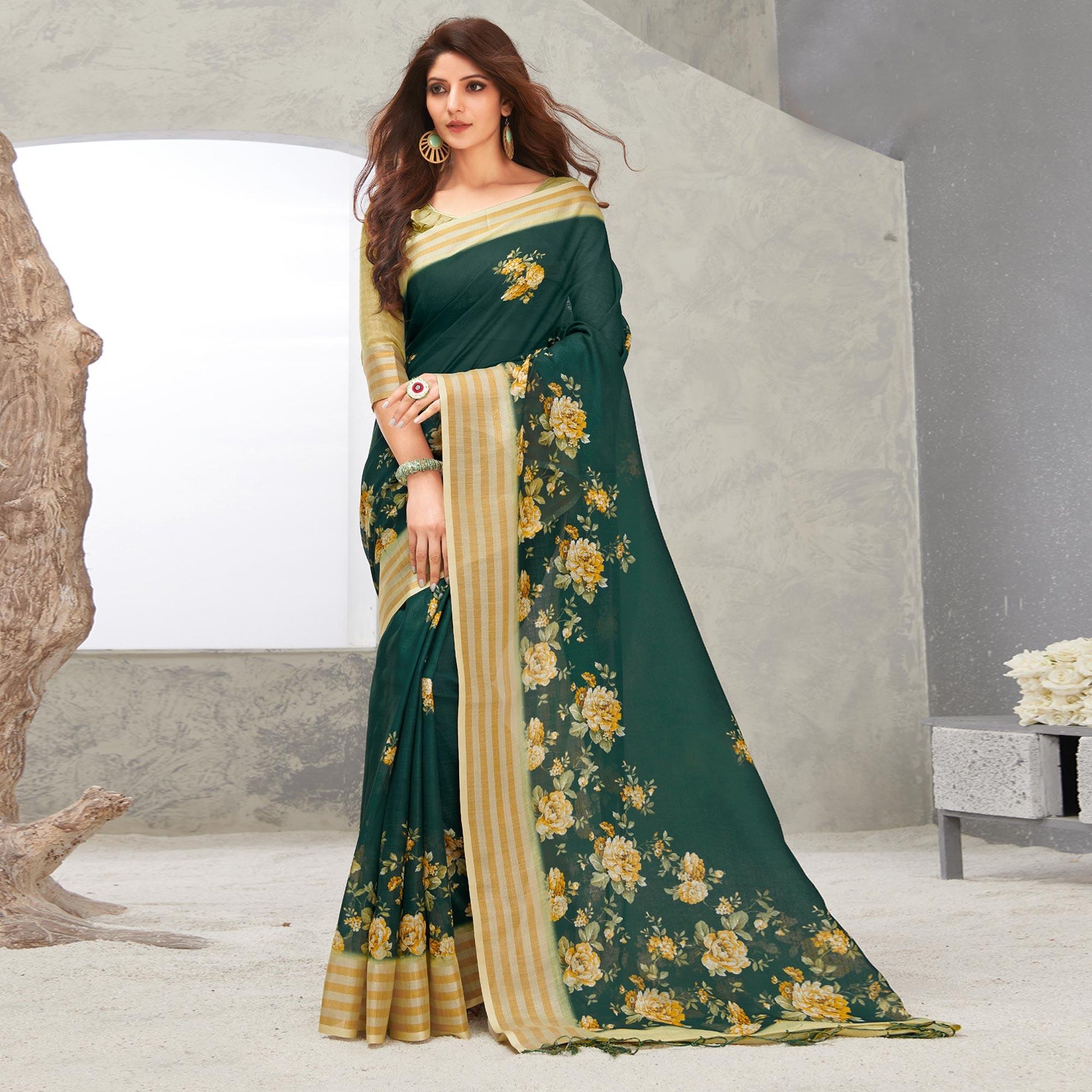 green-casual-wear-digital-printed-pure-linen-saree-126126