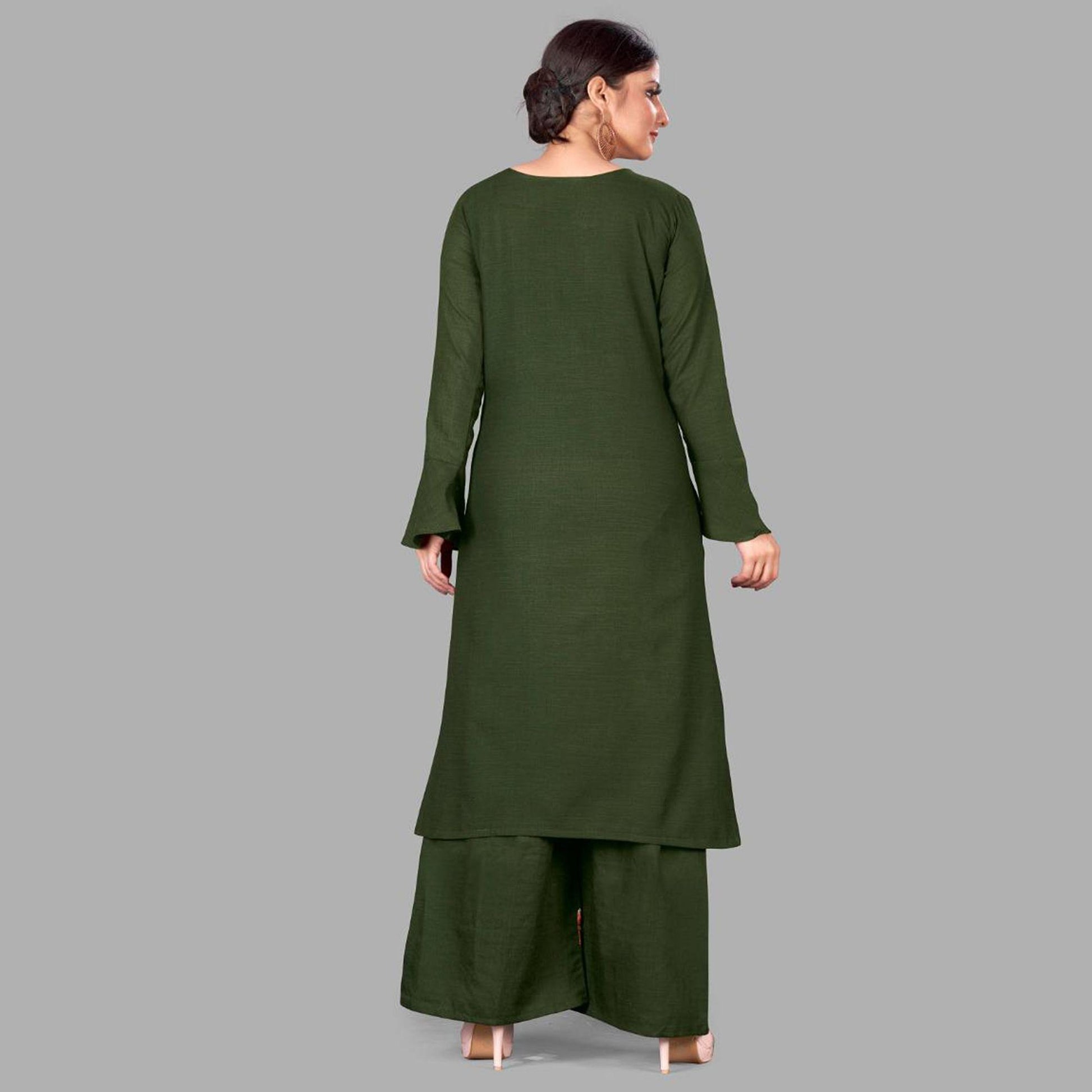 green-casual-wear-embroidered-cotton-pallazo-suit-105660