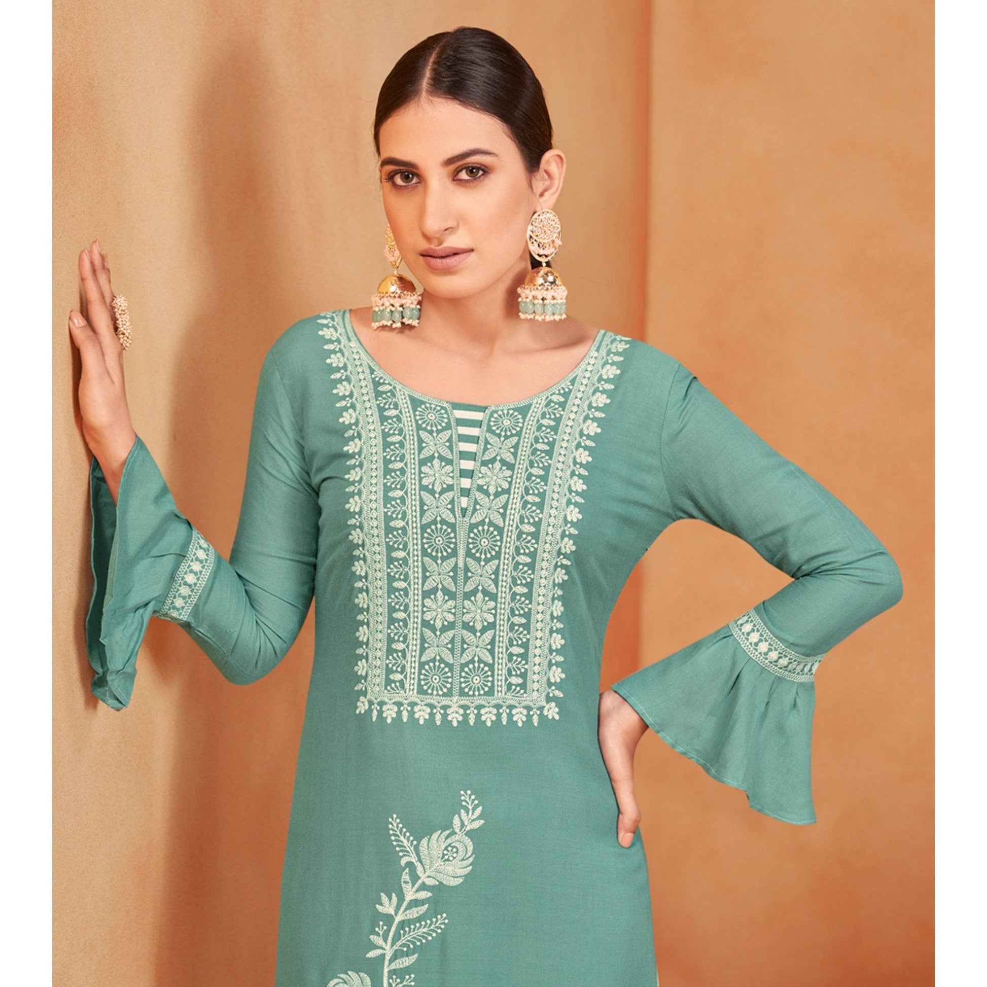 green-casual-wear-embroidered-pure-rayon-viscose-kurti-134988