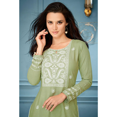 green-casual-wear-embroidered-rayon-kurti-142244
