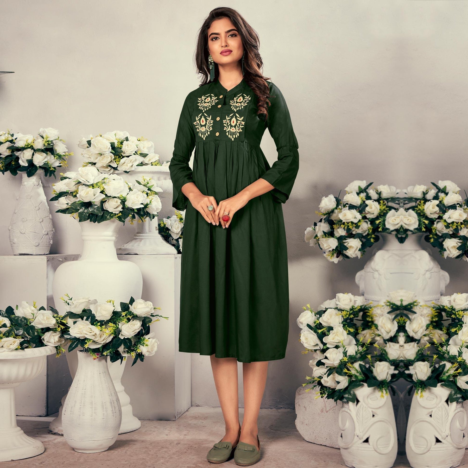 green-casual-wear-embroidered-rayon-maternity-kurti-140333