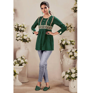 green-casual-wear-floral-embroidered-rayon-top-140350